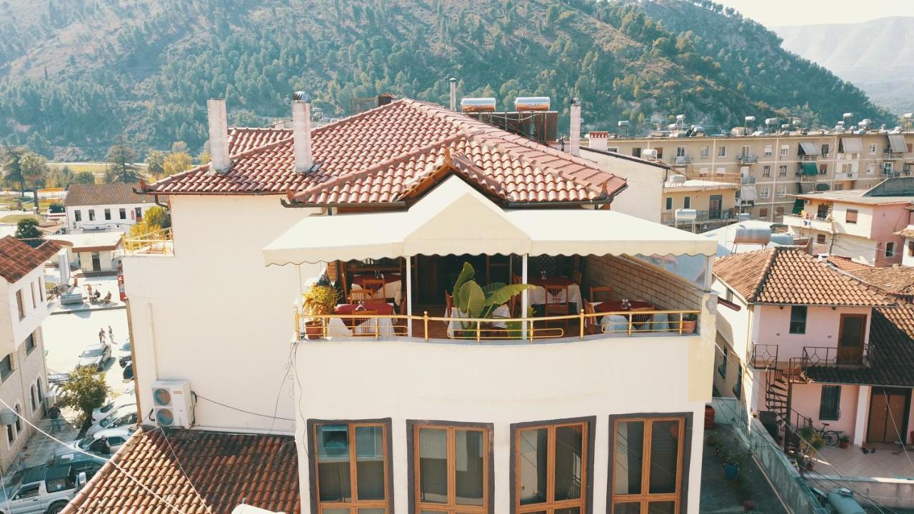 Hotel Pasarela Berat Eksteriør billede