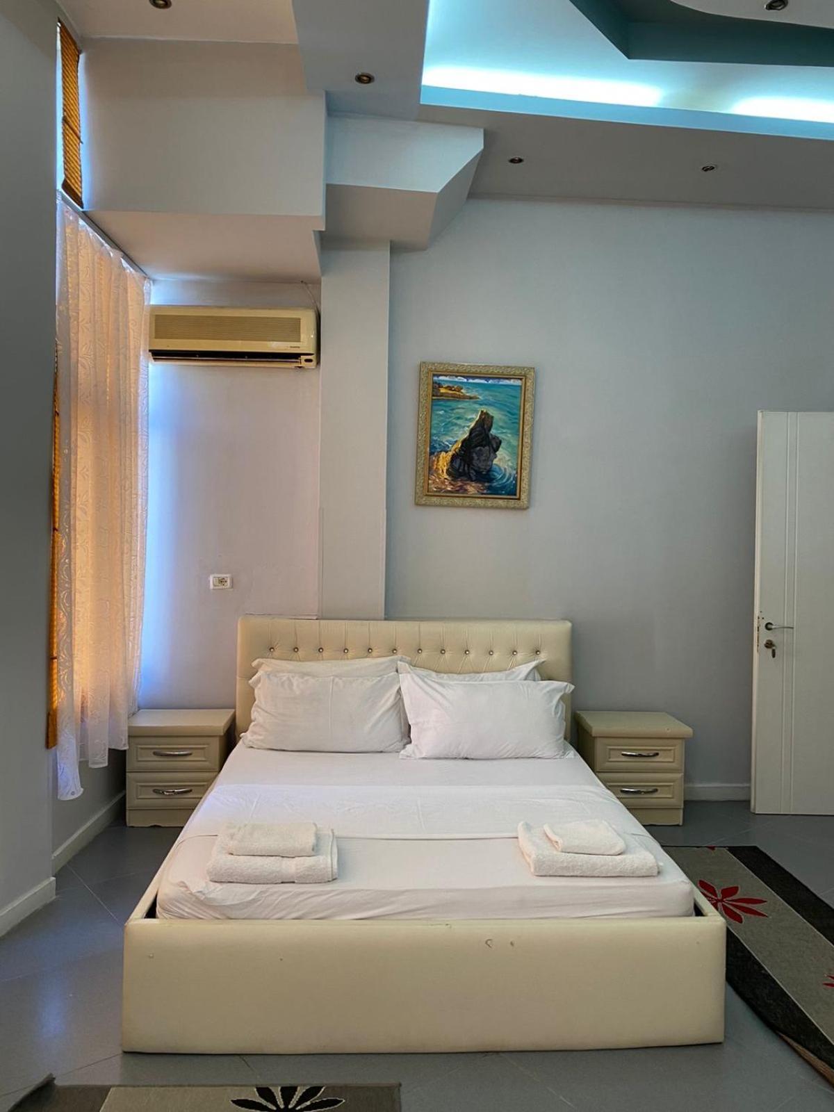 Hotel Pasarela Berat Eksteriør billede